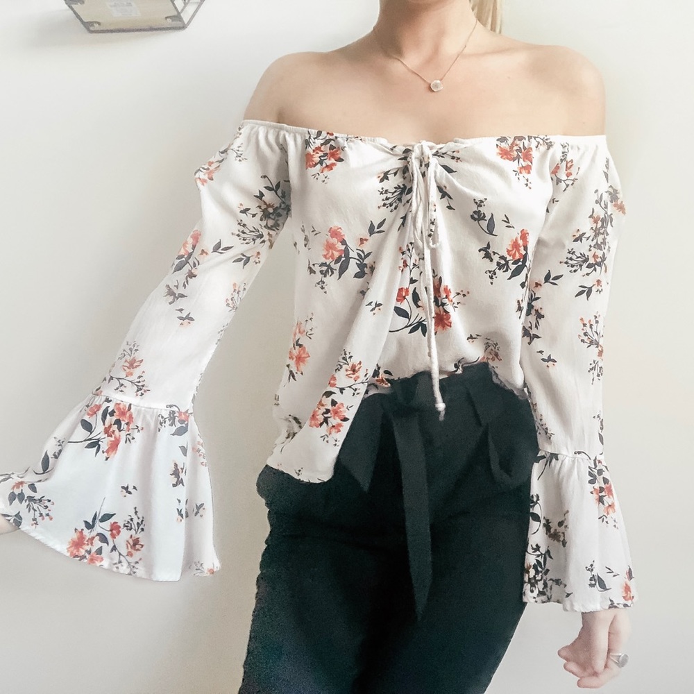 Kendall & Kylie Off Shoulder Floral Top